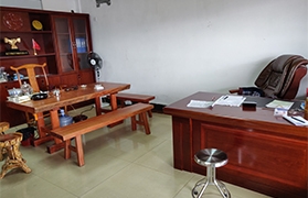 壹定发钢材有限公司清洁办公室